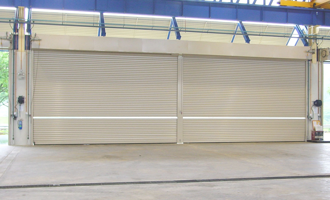 Galvanized steel and aluminum alloy roller shutter doors for security and fire-rated use