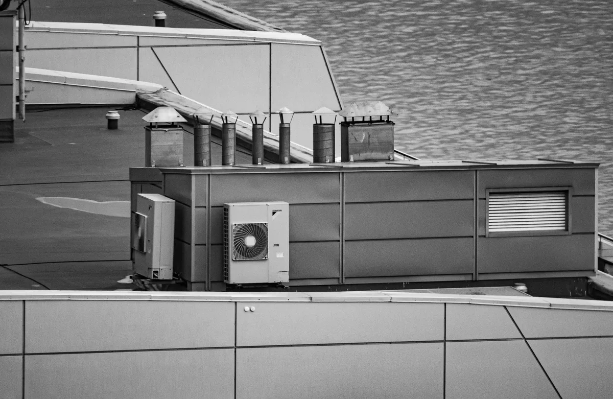 Industrial HVAC ventilation air handling unit saving energy through airtight doors