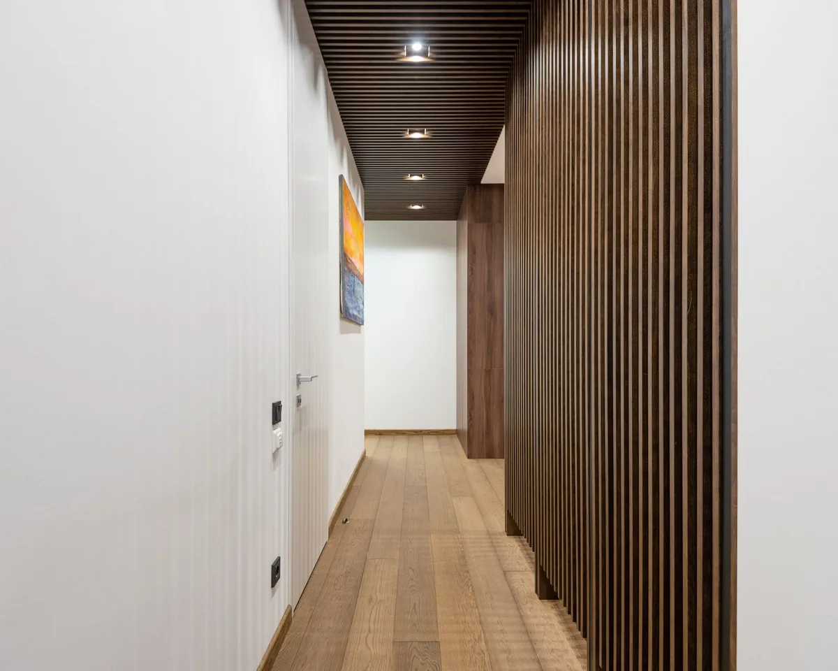 Cleanroom doors in modular partition systems engineering integration overview