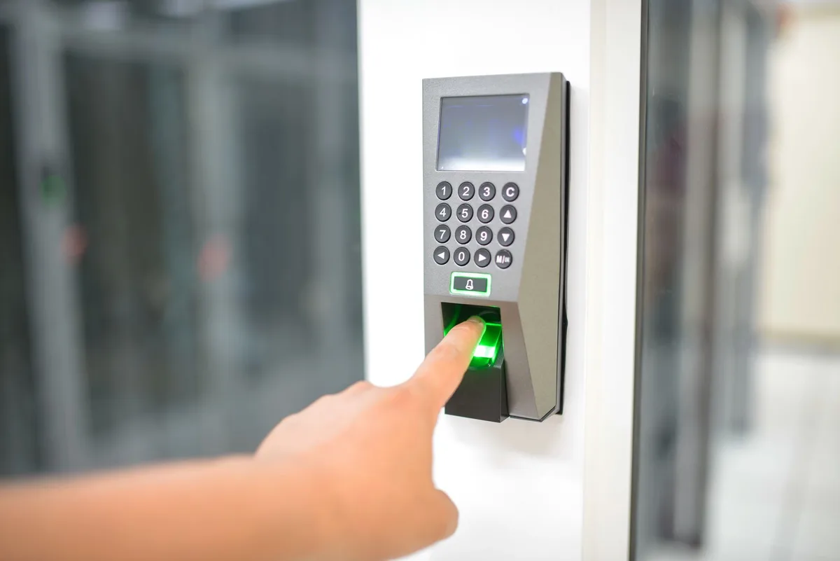 Touchless optical wave sensor and cleanroom door interlock access switch